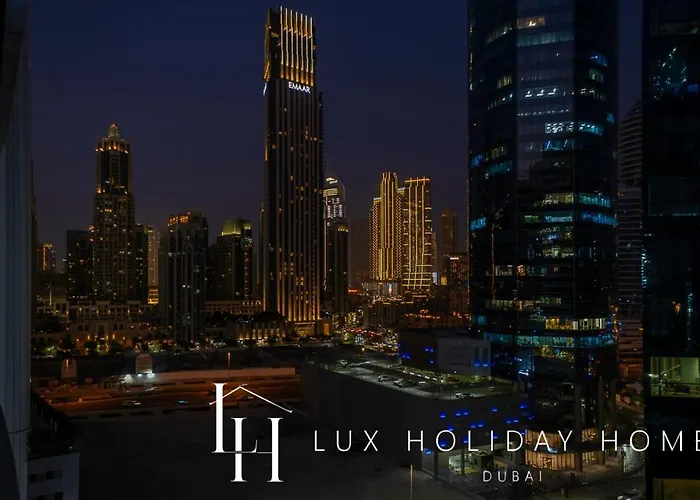 Lux The Bays Edge Canal View Suite