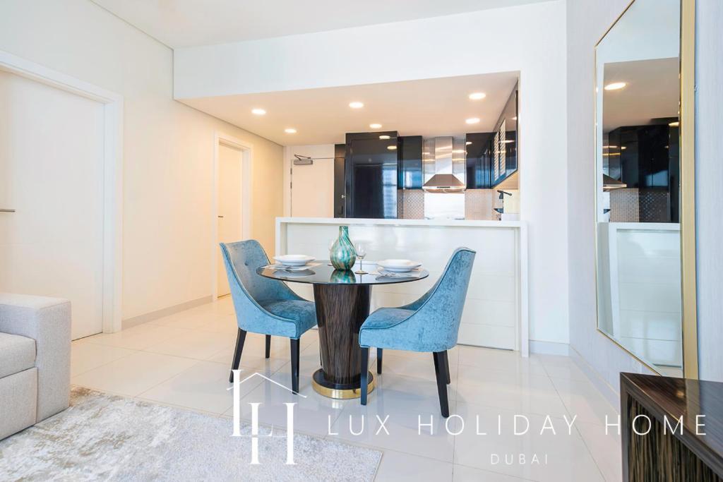 Lux The Bays Edge Canal View Appartement *
